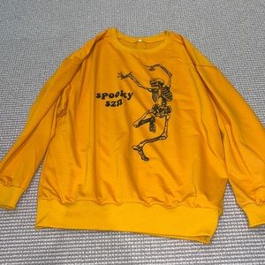 spooky szn sweatshirt size medium